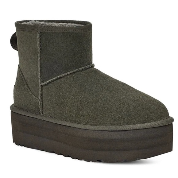 UGG Shoes - Authentic New Ugg Classic Mini Platform Boots Women’s 8 Forest green Night